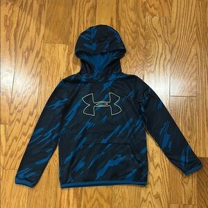 Boys Size Medium Under Armour Blue Camo Hoodie